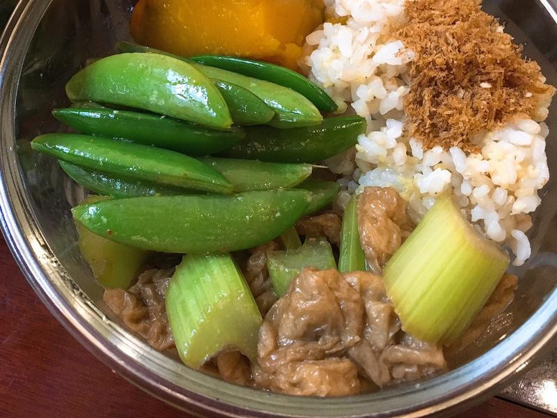 ���۳���������