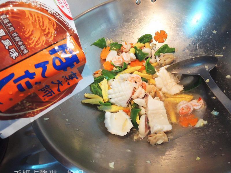 ���ܲ���������ʵ�����