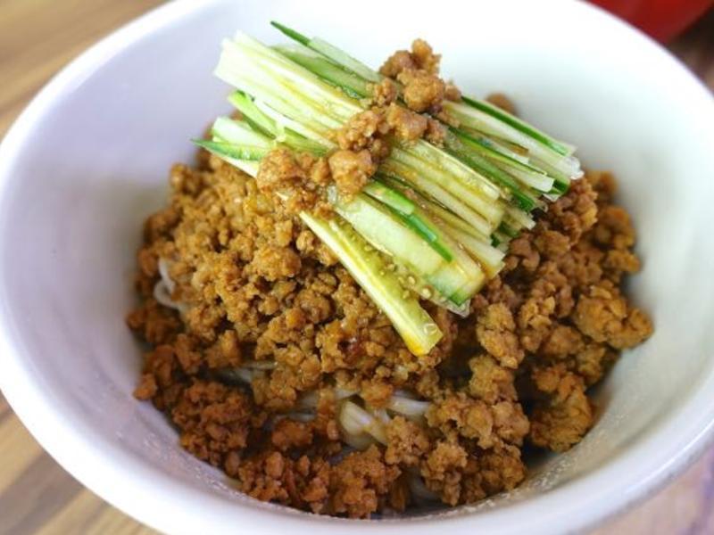 仿制名店版炸酱面 ㄧ锅到底 中式面点的做法