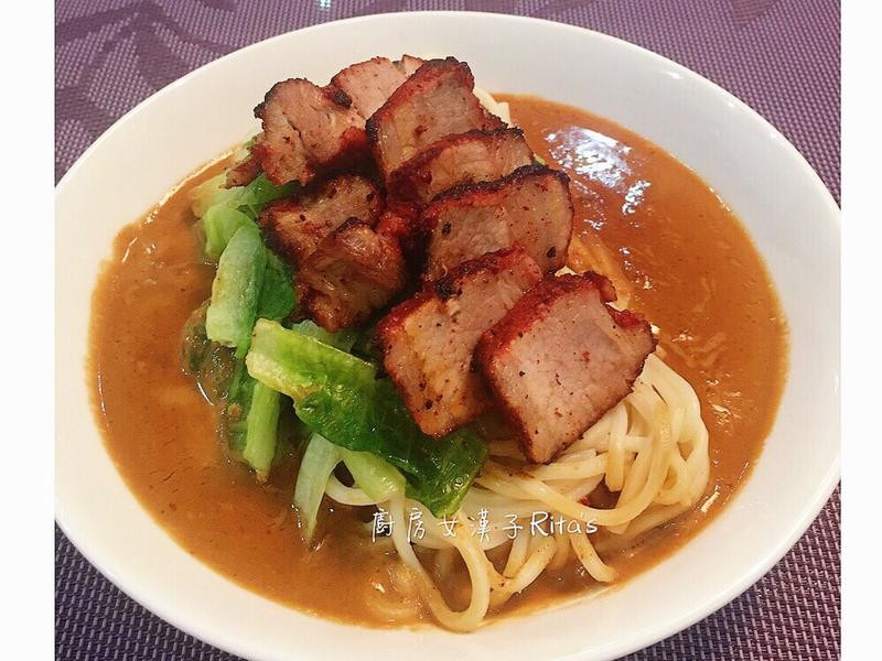 �齴�������