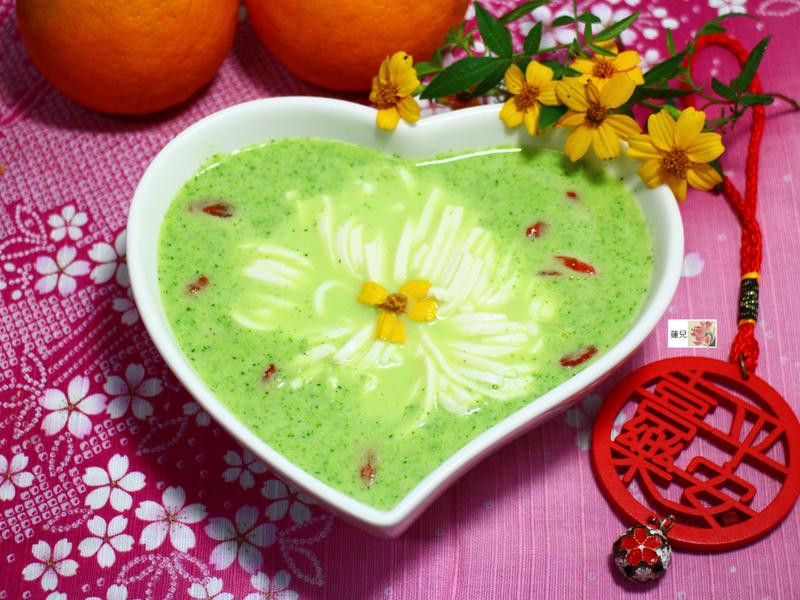 翡翠菊花豆腐浓汤的做法