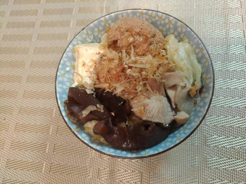 ����ײ�ʨ��ͷ��˿������