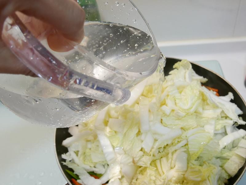 ����ζ�ײ�±������