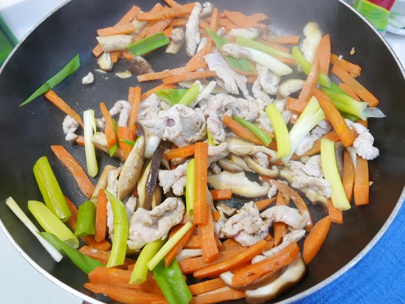 ����ζ�ײ�±������