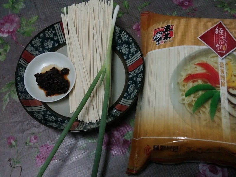 ��ľ�����������ʳ~ ɳ����������