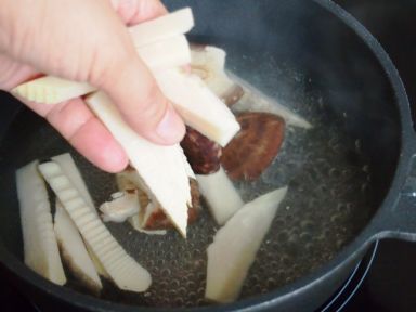 ����ǰ��ʳ�� �C��������������ë��������