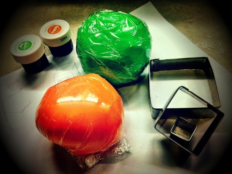 ��ɫ����ƴͼ���ⷭ�Ǳ��ɵ�����