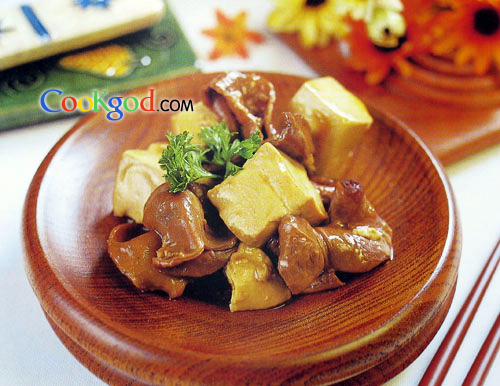 白玉肥肠煲的做法