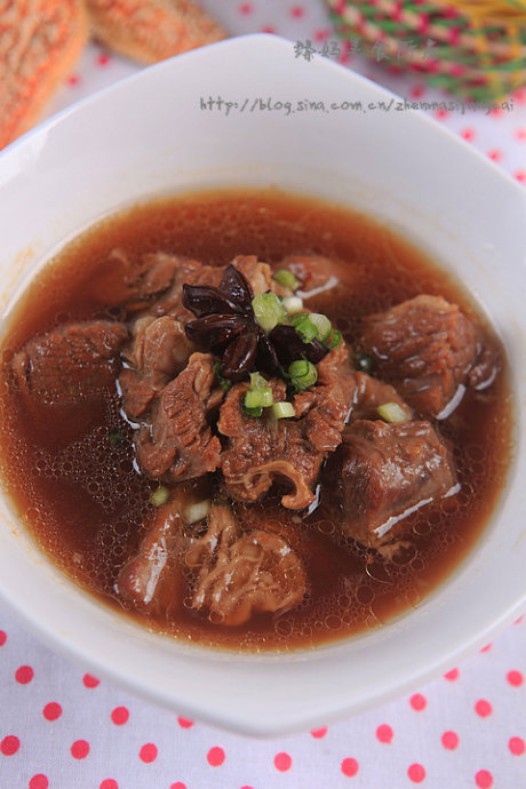 五香卤牛腩的做法