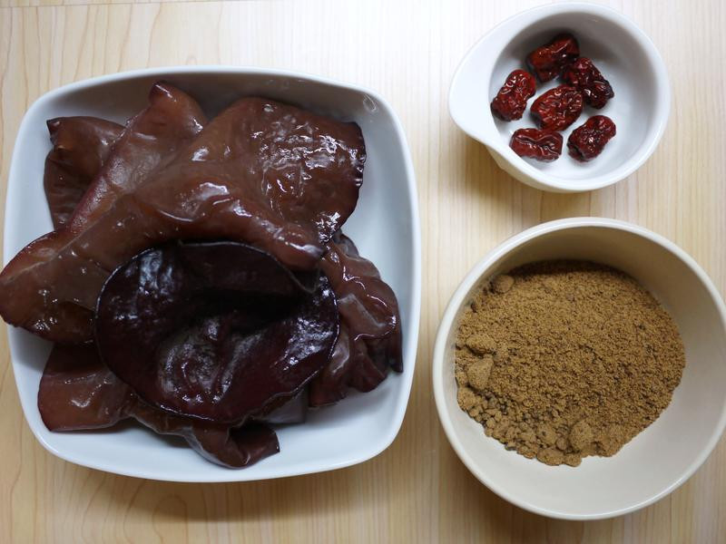 ����ľ������¶������