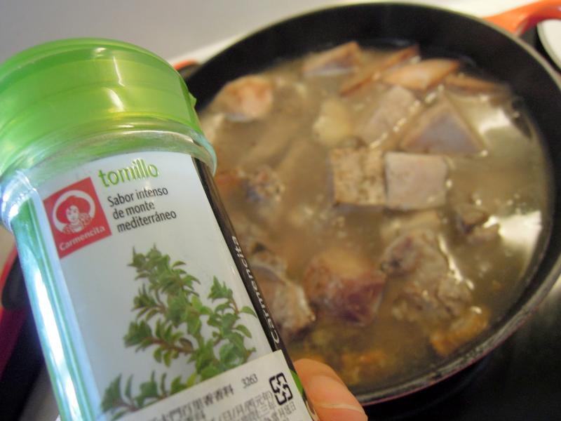 �׶���ͷ���Źǵ�����