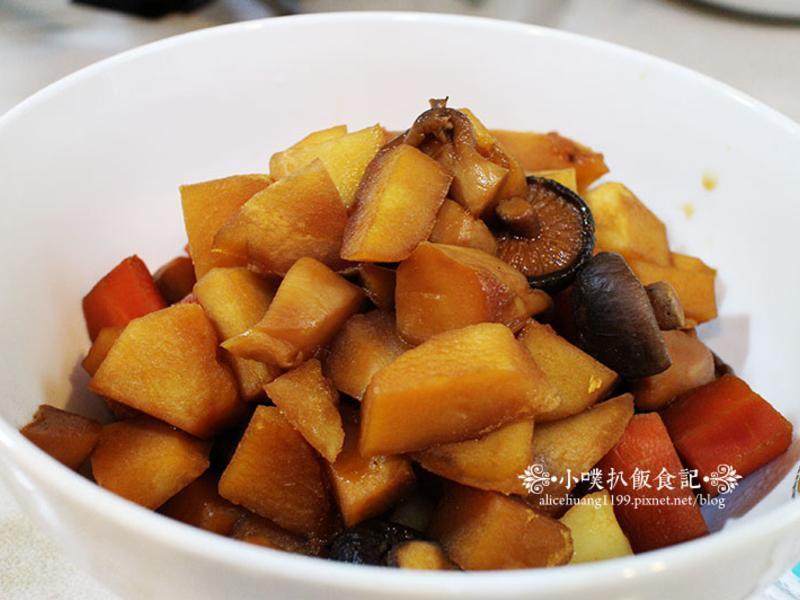 �������~����������������