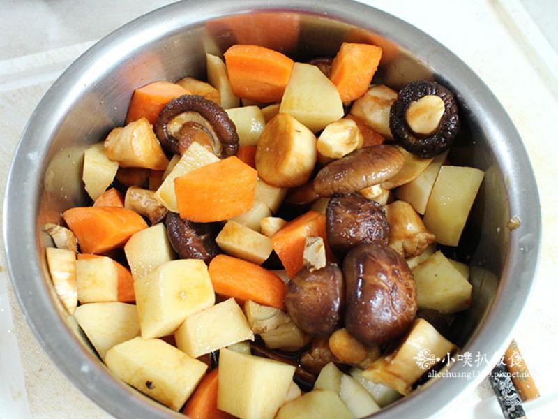 �������~����������������