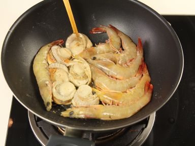 ���к��ʷ�˿�ҵ�����