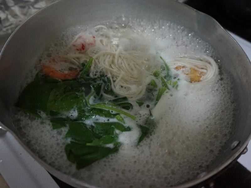 Q�������������