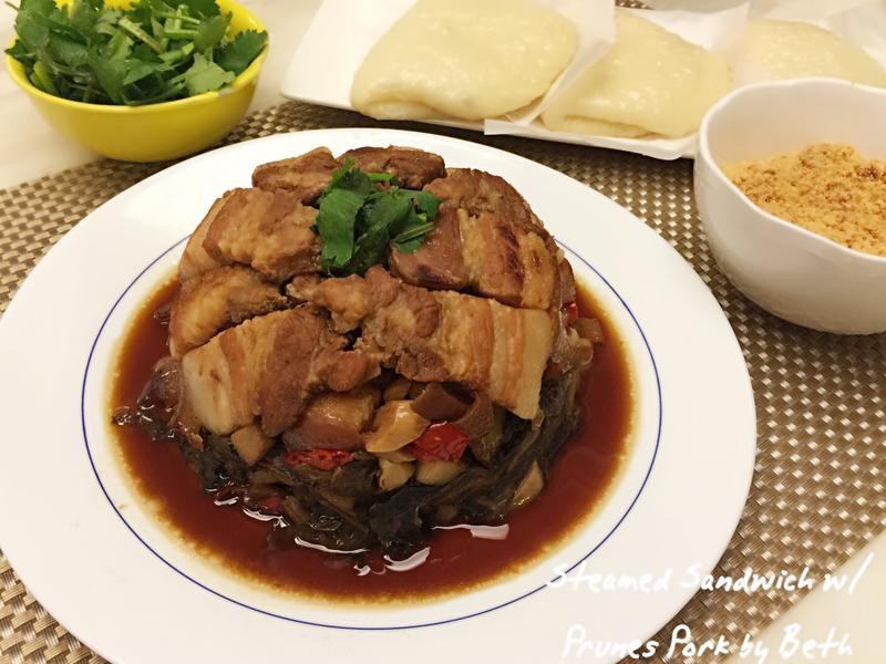 梅干扣肉刈包的做法