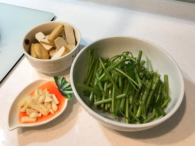 ���Ĳ˳����ɵ�����