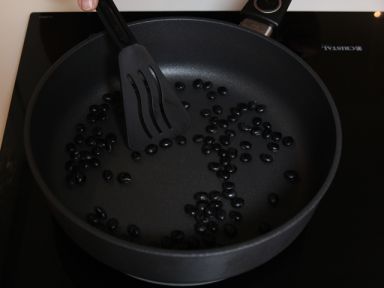 �����ںڶ��ڼ���������