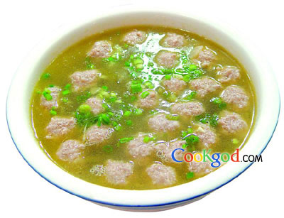 酸菜圆子汤的做法