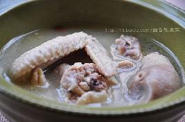 百合枸杞鸡汤的做法