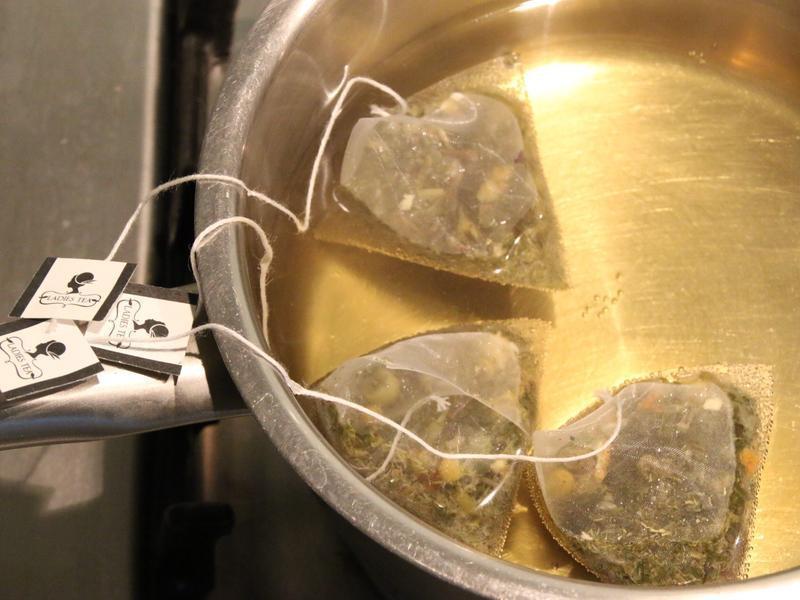 ��ʾ������̲足�������Ÿ񽴡������ˡ�������