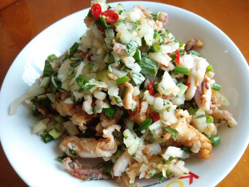 辛香快拌炸鱿鱼的做法