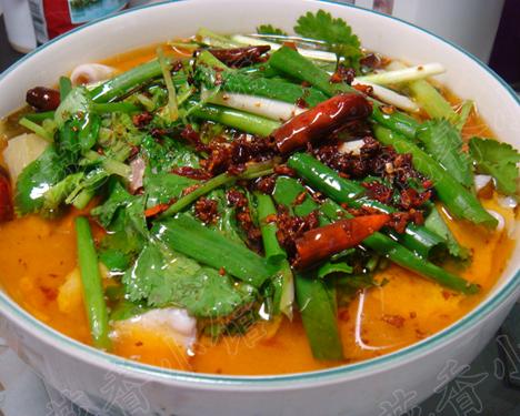 在家轻松做出比饭店还好吃的酸菜水煮鱼的做法