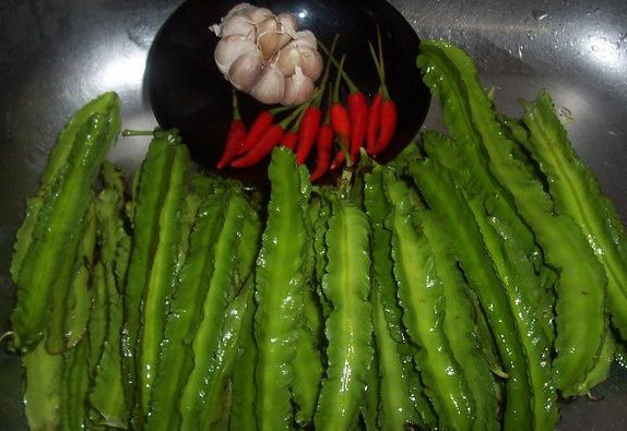 清炒蒜蓉四瓣豆的做法