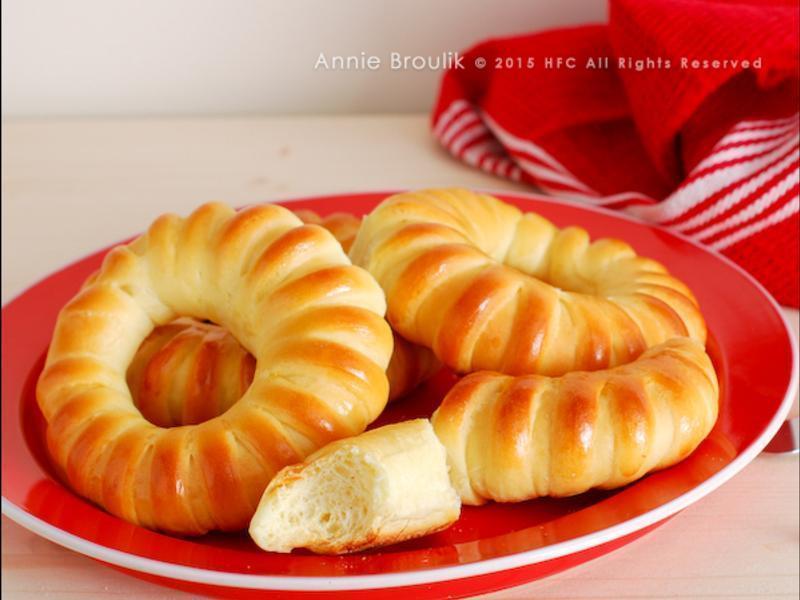 雏菊鸡蛋奶油卷*5分钟手揉面团的做法