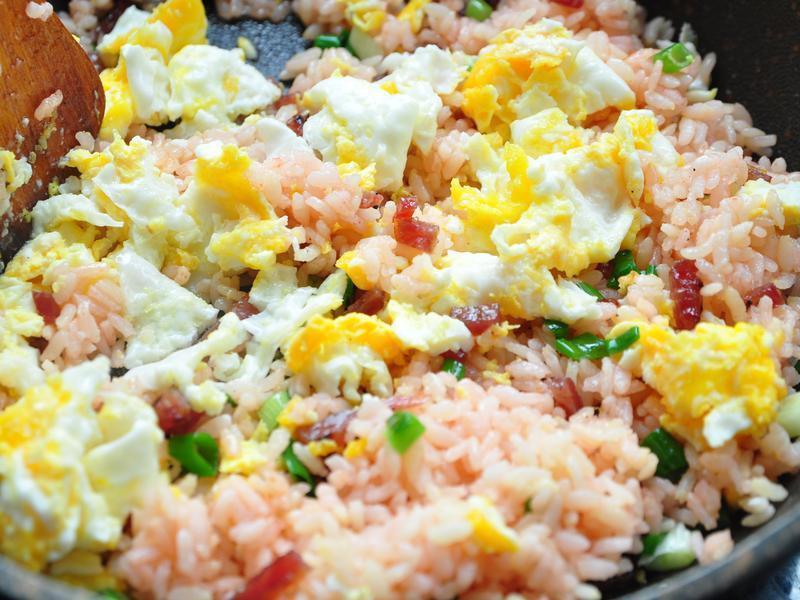 ���ĩ��������̨���ɫ�ס�������