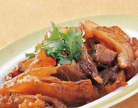 ��ţ�ս������