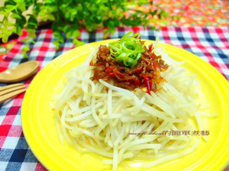 银芽佐干贝酱的做法