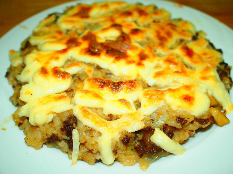 杏苞菇牛肉奶香焗烤饭的做法