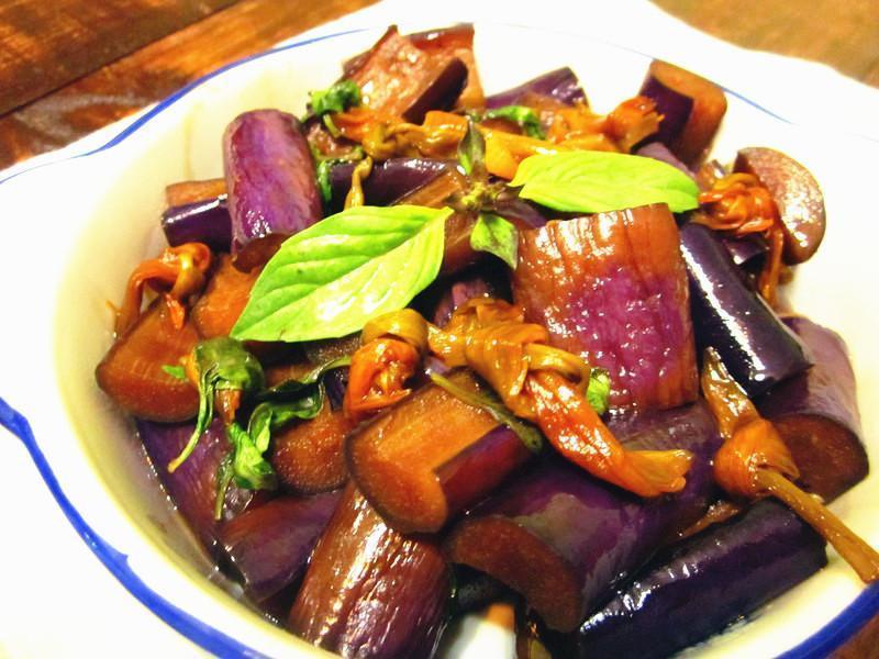 下饭菜-酱爆茄香金针花「炒茄子不变黑」的做法
