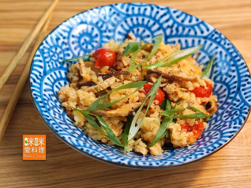 Mimi?蕃茄香菇肉燥炖饭的做法