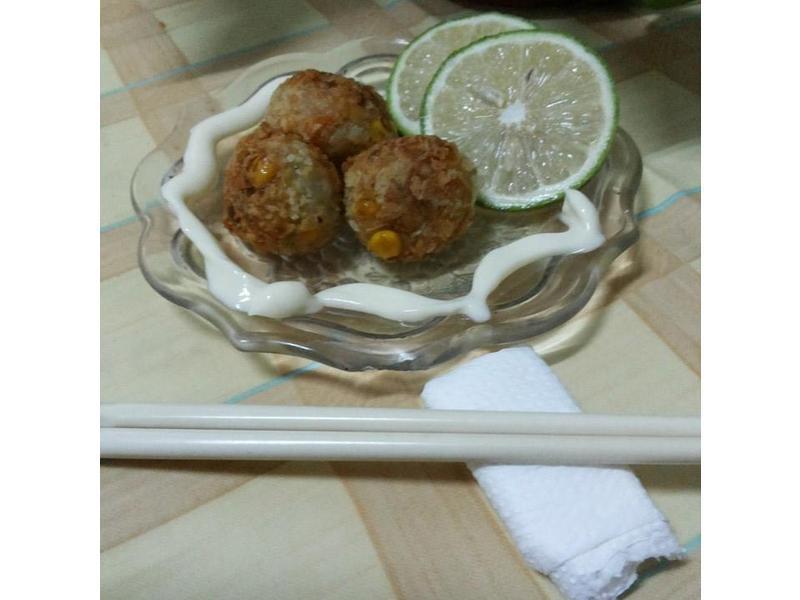 吻仔鱼香酥丸子的做法