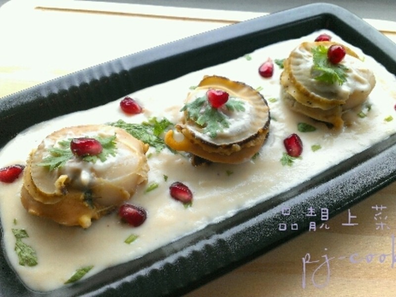 「Classico义大利面香浓白酱」清蒸扇贝佐白酱的做法