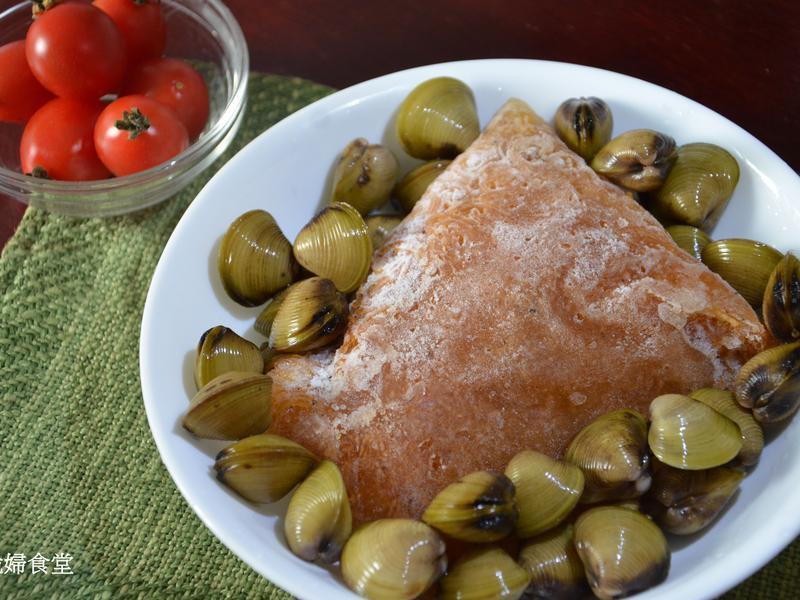 �ƽ����Ͷ��۵�����