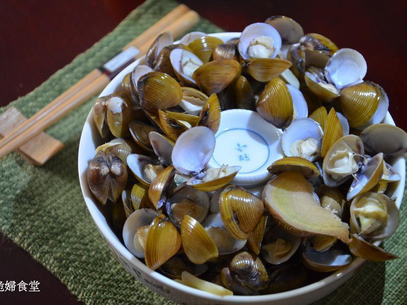 �ƽ����Ͷ��۵�����