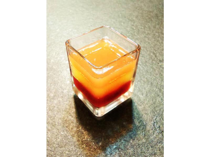 ��֭��ɫ��������