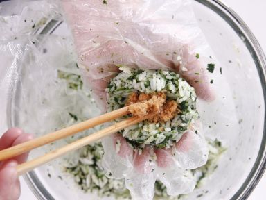 �������ɷ��ŵ�����