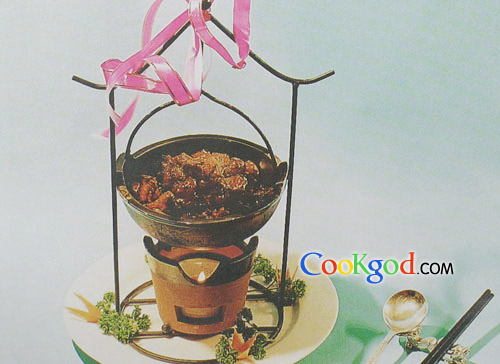 鲜牛蹄筋煲的做法