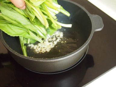 ���׳����ĵ�����