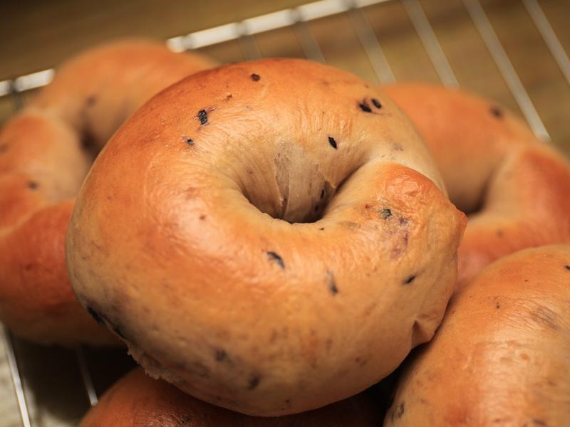 新鲜蓝莓贝果的做法