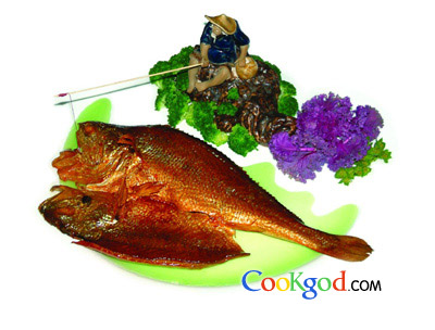 烟薰黄鱼的做法