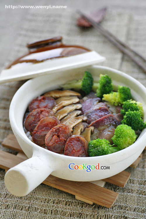 喷香腊味煲仔饭的做法