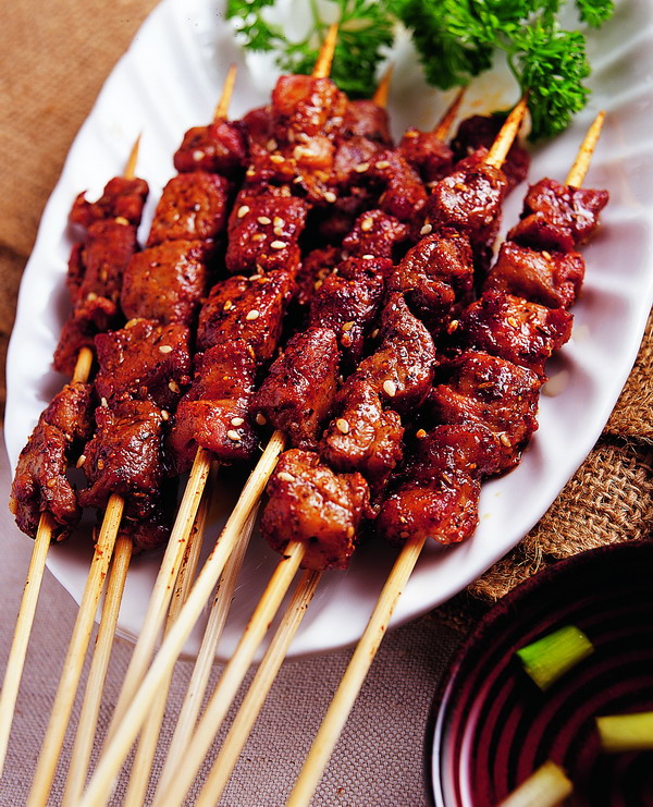 烤羊肉串的做法
