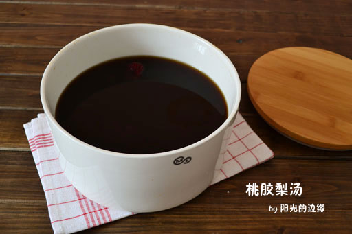 美容润肺的春季饮品——【桃胶鲜梨汤】的做法