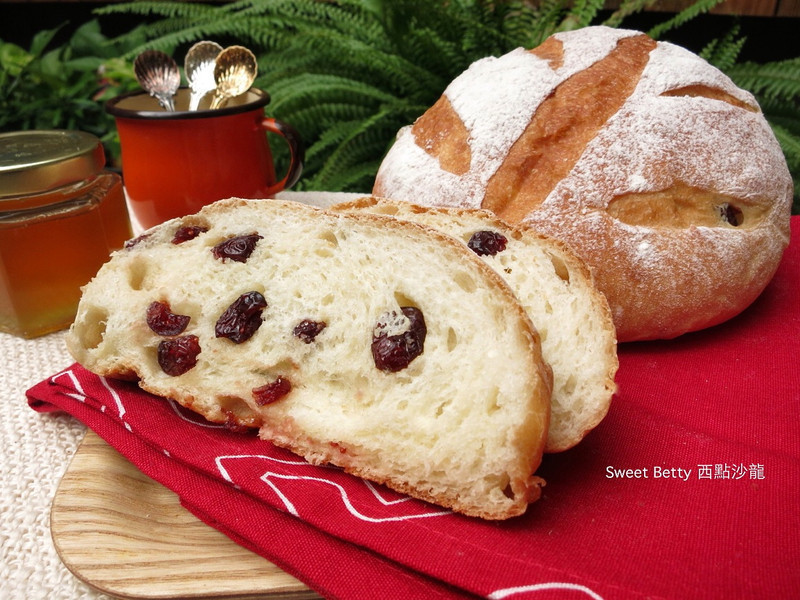 蜂蜜蔓越莓面包的做法