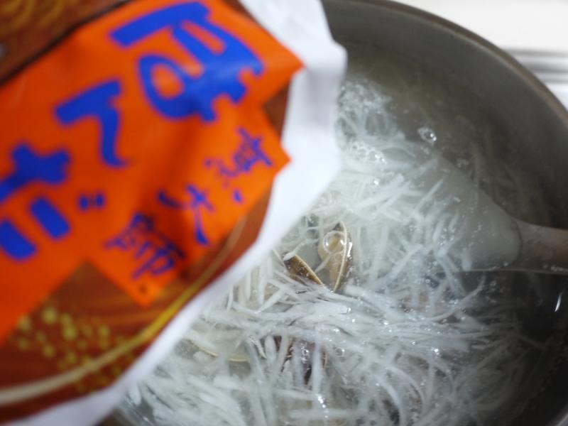 �����ܲ�˿������������